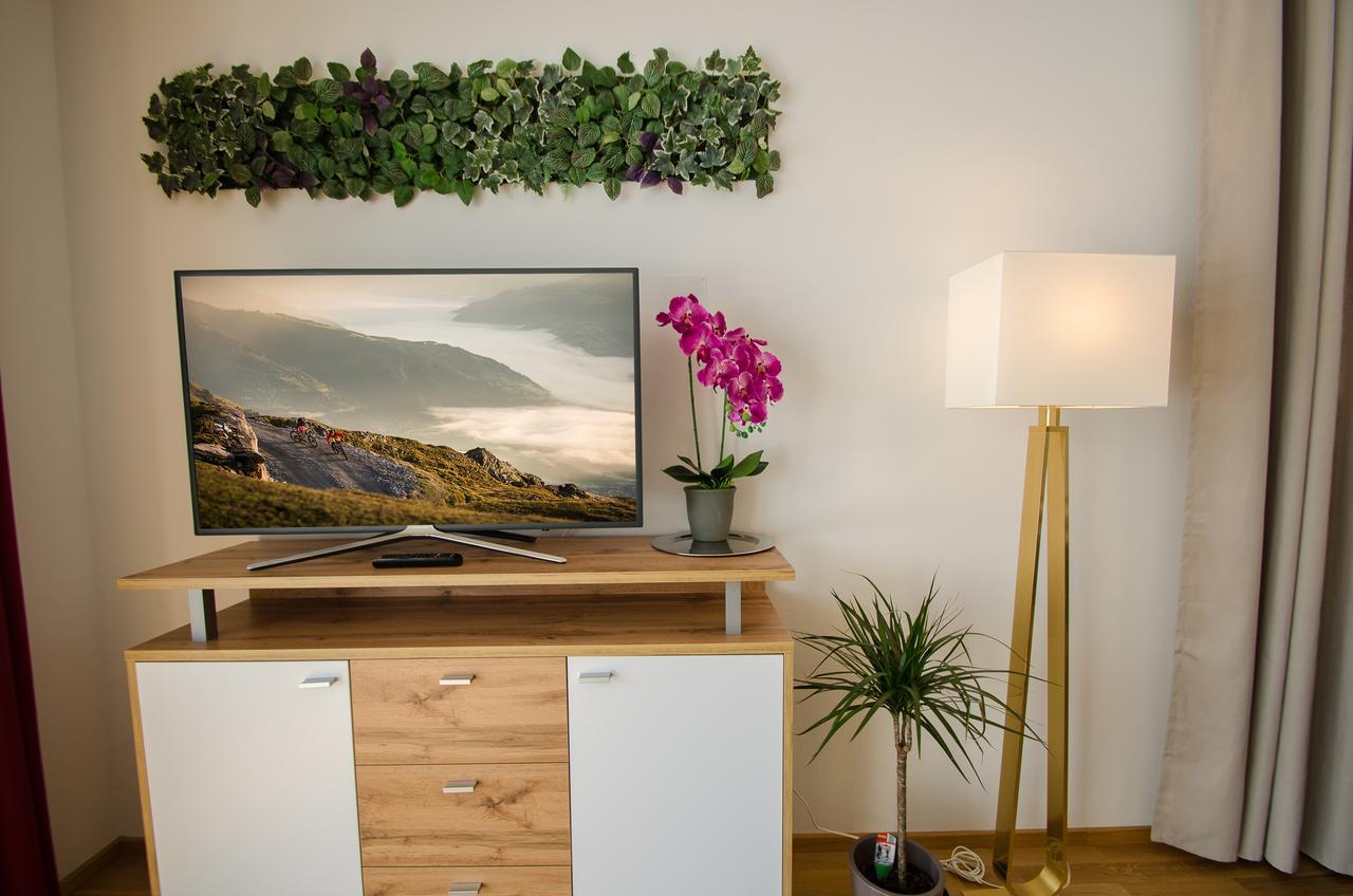 Finest Kitzblick Golf Suites By All In One Apartments Zell am See Bagian luar foto